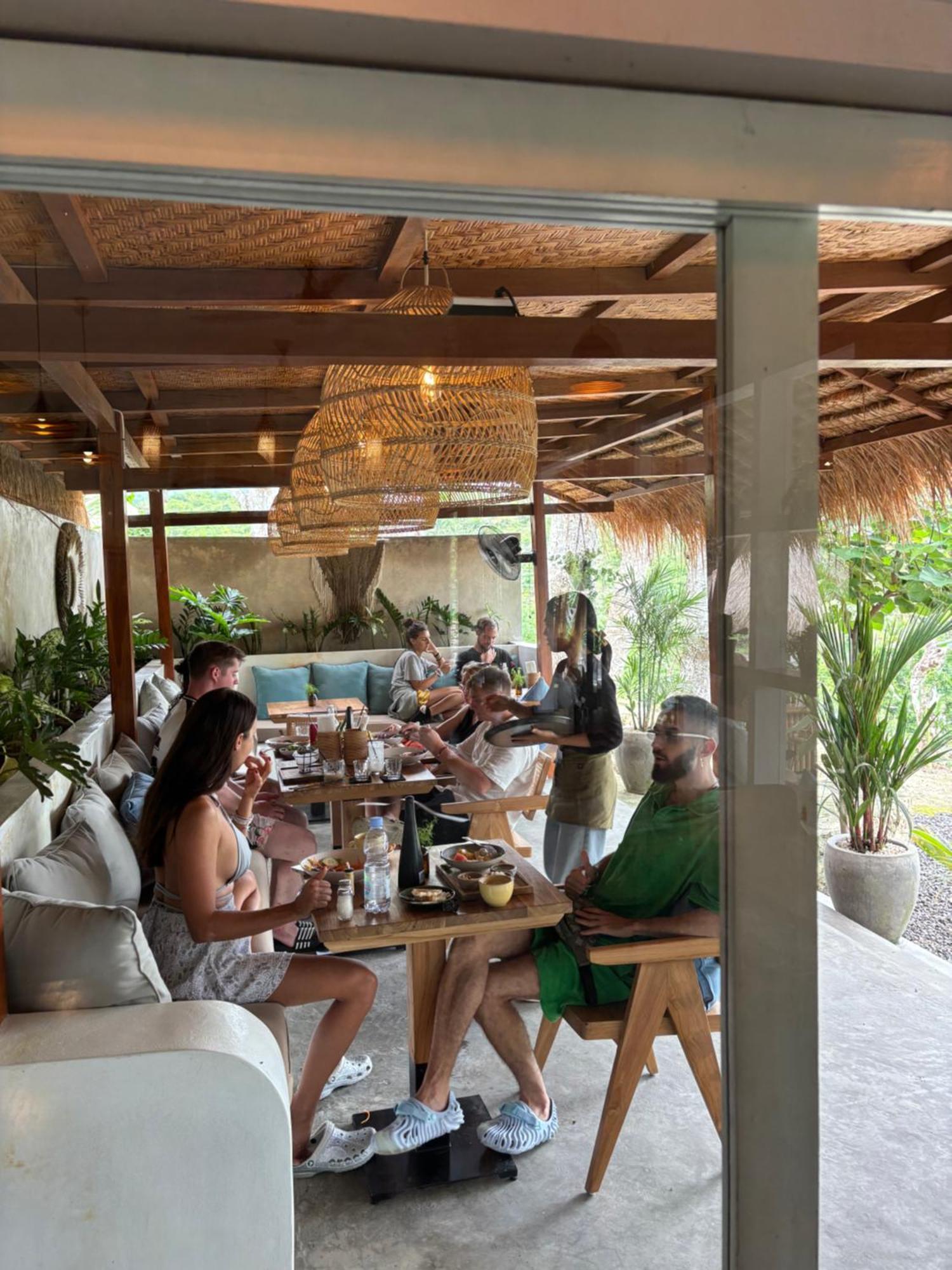 Kaje Cottage & Restaurant Tanglad Exterior photo