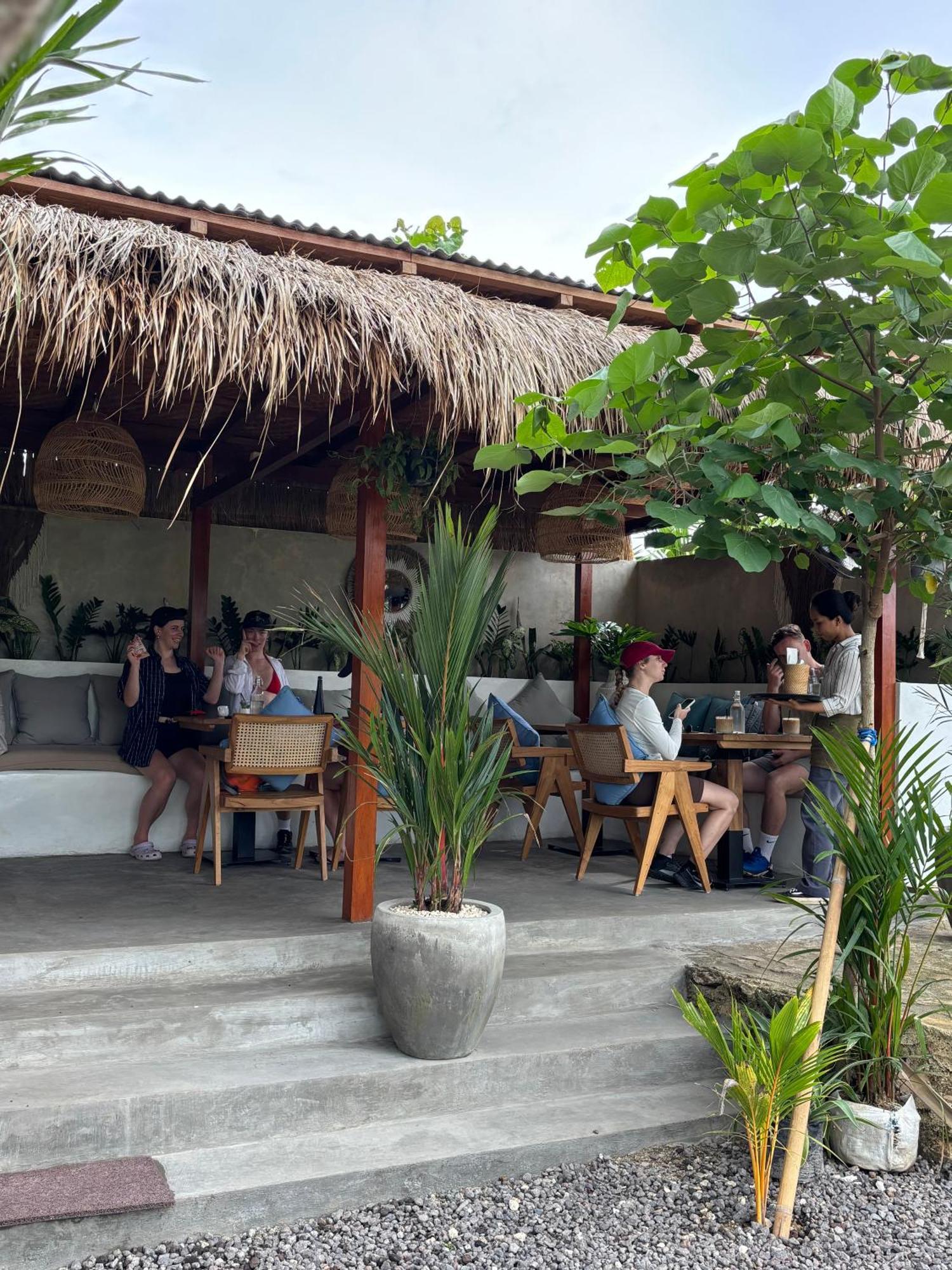 Kaje Cottage & Restaurant Tanglad Exterior photo